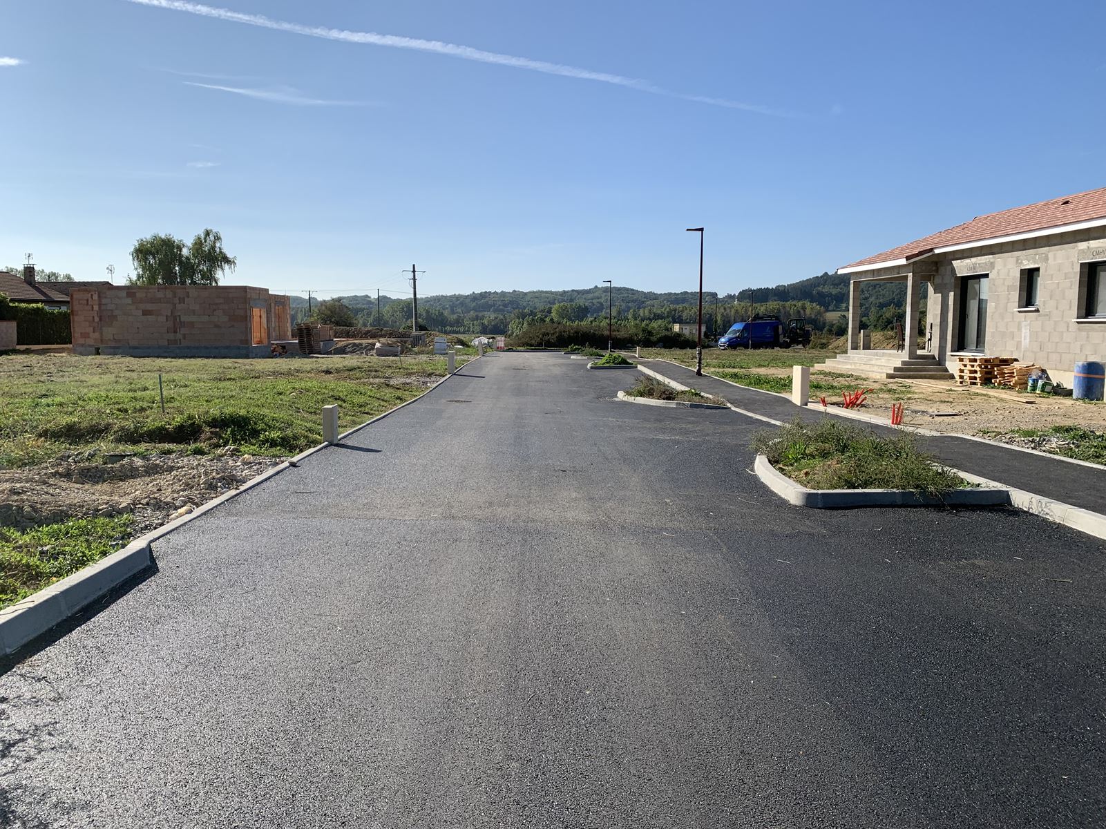 La photo IMG_7921.JPG a été réduite de 92.32 % le Lundi 09 Octobre 2023 à 13:10 par Photo Réducteur v4.9 à télécharger sur http://www.emjysoft.com/